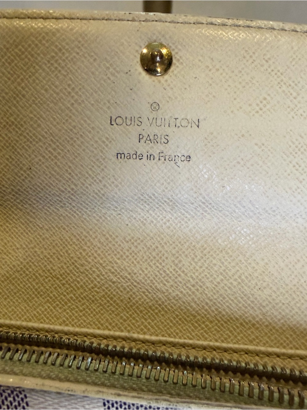 Louis Vuitton Damier Azur Sarah Wallet - Picture 5 of 10